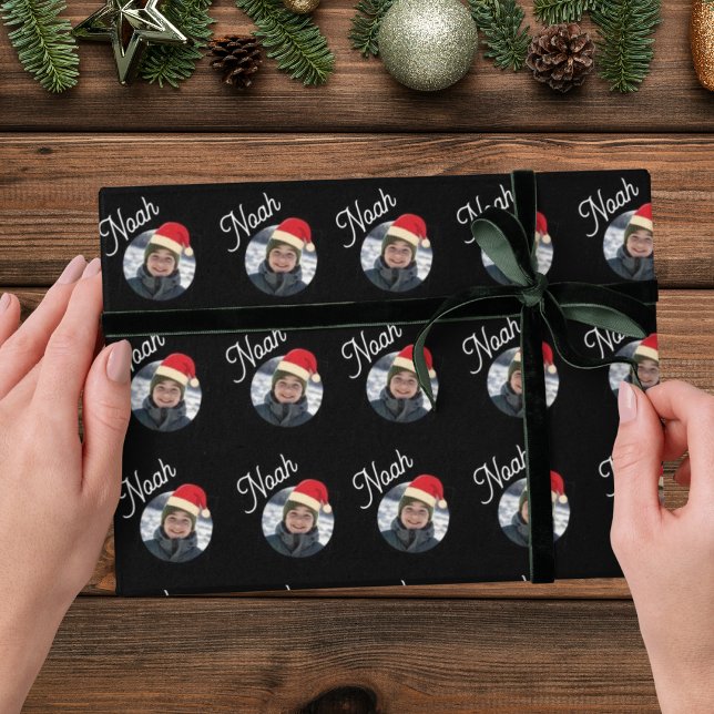 Benutzerdefiniertes Foto & Name - Name des Kindes  Geschenkpapier (Custom Photo & Name - Christmas Holiday Wrapping Paper)