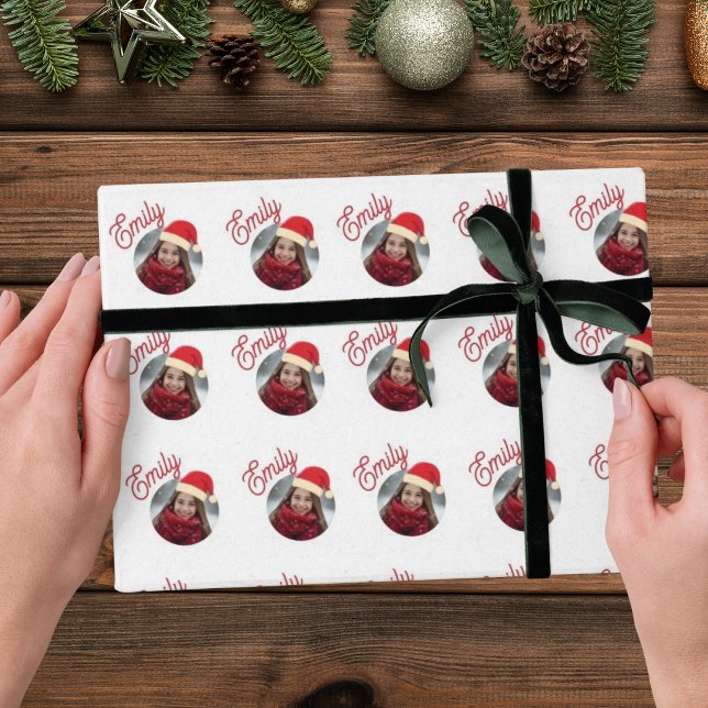 Benutzerdefiniertes Foto & Name - Name des Kindes  Geschenkpapier (Custom Photo & Name Christmas Holiday Wrapping Paper)