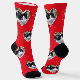 Benutzerdefiniertes Foto von Tuxedo-Katze auf rote Socken
