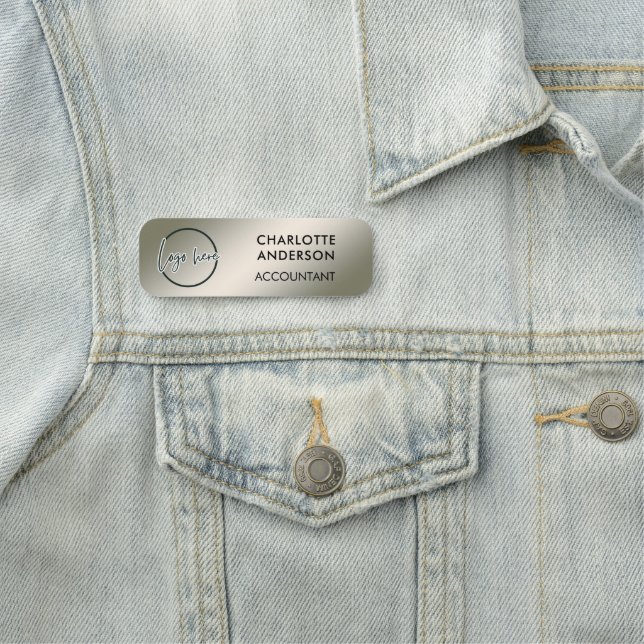 Benutzerdefiniertes Geschäftslogo Basic Mitarbeite Namensschild (Beispiel)