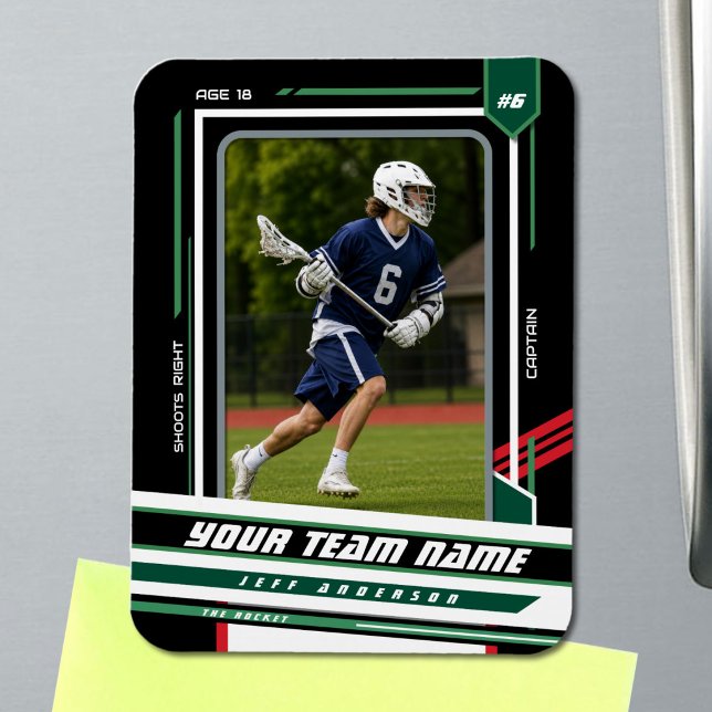 Benutzerdefiniertes grün-rotes Lacrosse-Spielerfot Magnet (Lacrosse Player Photo Magnet in Black with Custom Team Name and Green Red White Elements )