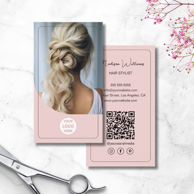 Benutzerdefiniertes Logo-Foto QR-Code für Haarstüh Visitenkarte (Hair Stylist Custom Logo Photo QR Code Pink Business Card)