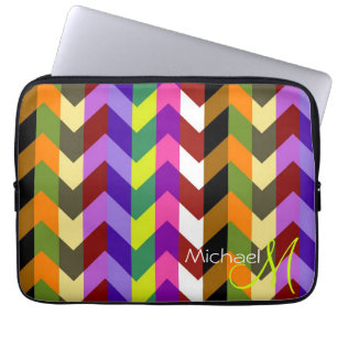 Benutzerdefiniertes Monogramm Farbige Chevron-Zick Laptopschutzhülle