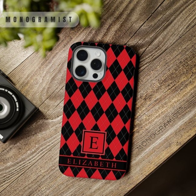 Benutzerdefiniertes Muster für hellrosa Schwarze R iPhone Hülle (Customizable Bright Red Pink Black Argyle Pattern iPhone Case)