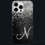 Benutzerdefiniertes Silver Glitzer Black Sparkle M iPhone 16 Pro Max Hülle<br><div class="desc">Dieses elegante,  hübsch silber funkelnde Glitzer auf schwarz gebürstetem metallischem Hintergrund ist einfach zu personalisieren.</div>