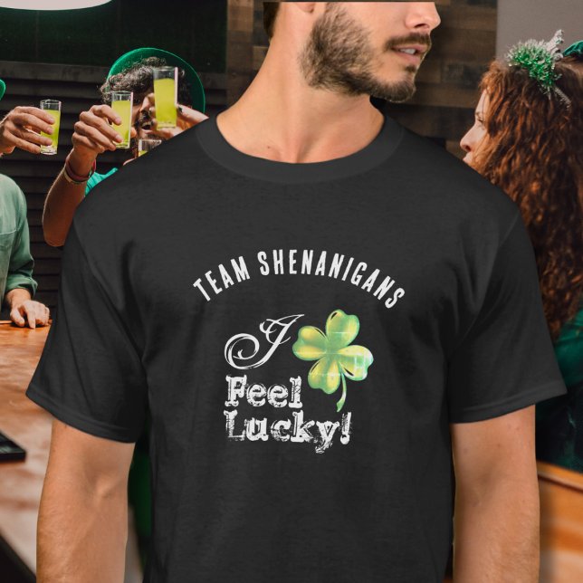 Benutzerdefiniertes St. Patrick's Day-Team – Ich f T-Shirt (Von Creator hochgeladen)