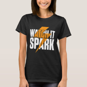 Beobachten Sie, wie der Strom abgeht T-Shirt