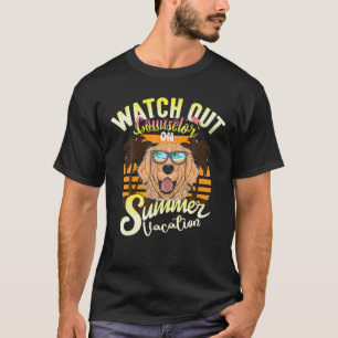 Berater für Hunde im Sommerurlaub in Lover T-Shirt