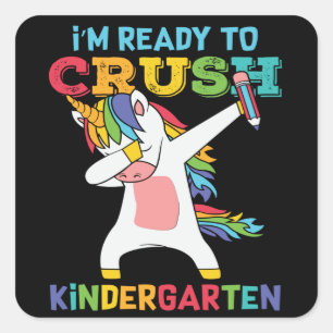 Bereit, den Kindergarten zu knacken, süßes Einhorn Quadratischer Aufkleber