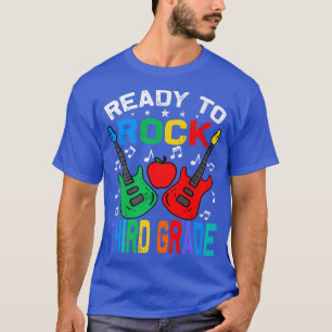 Bereit, die dritte Stufe wieder in die Gitarre der T-Shirt