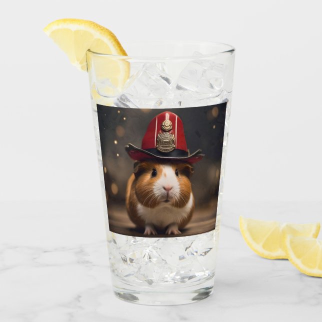 Bereit: Guinea Pig in einem Fireman-Hut, Glas (Vorderseite Ice)