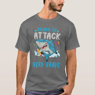 Bereit zum Angriff auf den dritten Haifisch der St T-Shirt