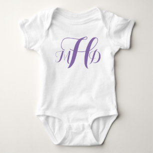 Bereiten Sie vor, um mit Monogramm Säuglings-Mode Baby Strampler