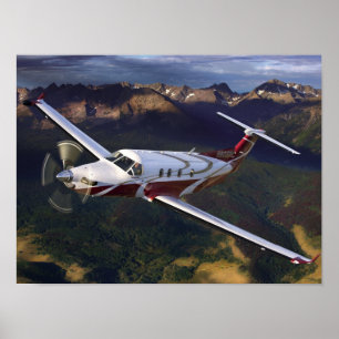 Berg, der PC-12 fliegt Poster