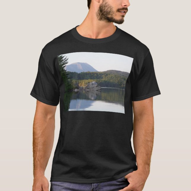 Berg Katahdin vom Rainbow See T-Shirt (Vorderseite)
