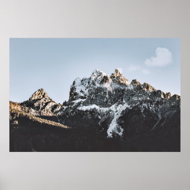 BERG MIT SCHNEELAGE AM TAG POSTER (Vorne)