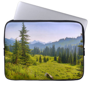 Berg- und Waldlandschaft Washington State Laptopschutzhülle