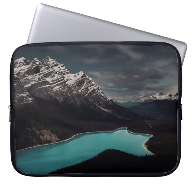 BERGALPEN UMGEBUNG WASSER LAPTOPSCHUTZHÜLLE (Vorderseite)