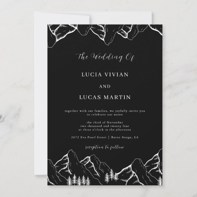 Berge Pine Tree QR Code Black Wedding Einladung (Vorderseite)