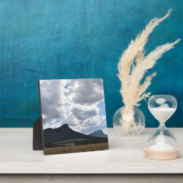 Berge Sturgeon und Abrupt unter dramatischen Wolke Fotoplatte