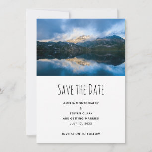 Berge und Landschaftlicher See Hochzeit Save The Date