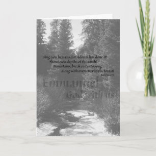 Berge und Waldweihnachtskarte Feiertagskarte