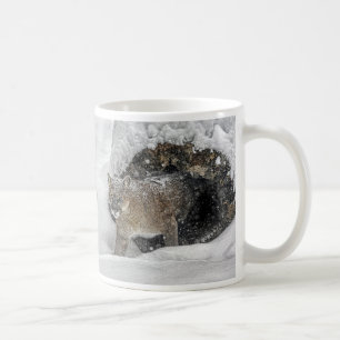 Berglöwe im Schnee Tasse