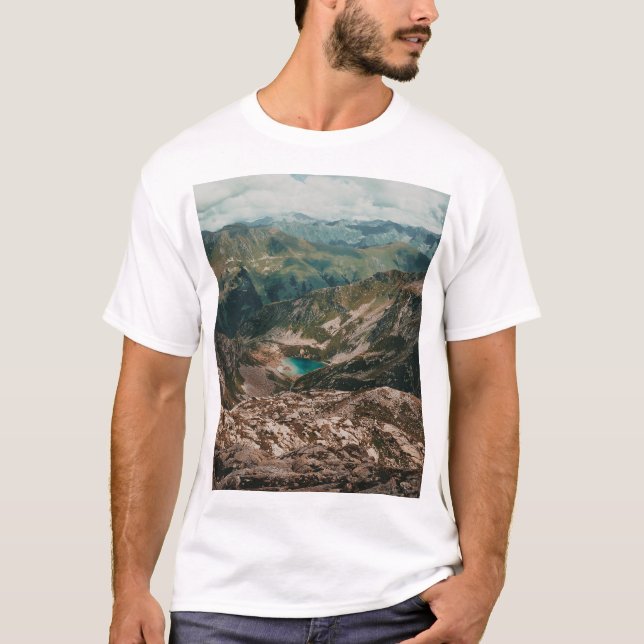 Bergsee Wildlife: Erhöhte Ruhe T-Shirt (Vorderseite)