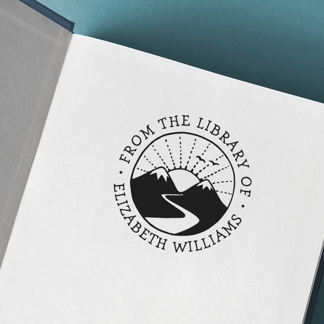 Bergsonnenaufgang aus der Bibliothek des Buches hi Permastempel (Von Creator hochgeladen)