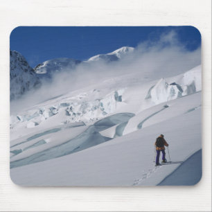 Bergsteiger auf dem Tasman-Gletscher in Mount Mousepad