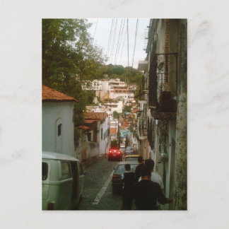 Bergwärts in Taxco Postkarte