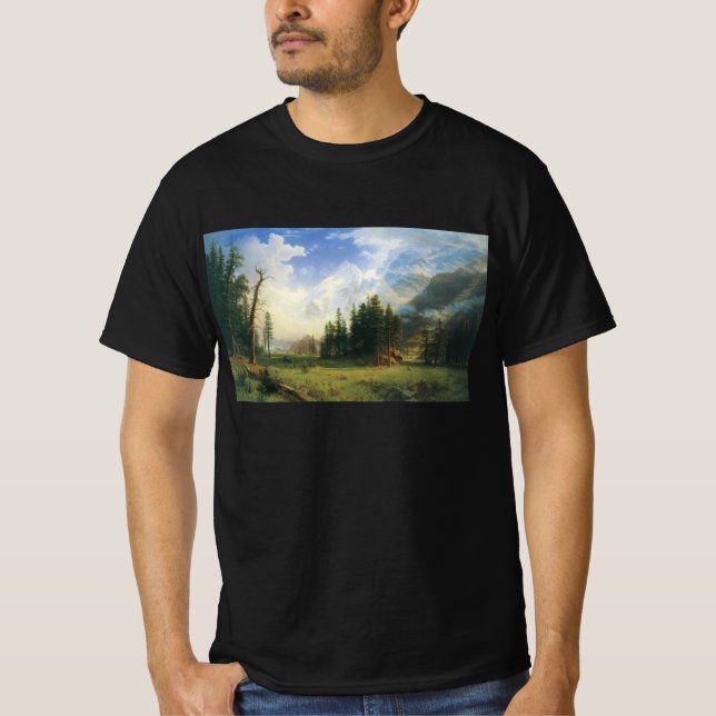 Bergwelt von Albert Bierstadt T-Shirt (Vorderseite)
