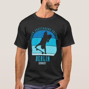 Berlin Deutschland Skateboarder Urne Skateboarding T-Shirt