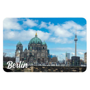 Berliner Kathedrale und Fernsehturm in Berlin Magnet