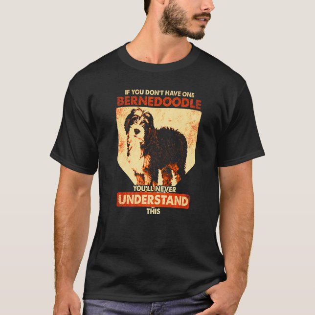 Bernedoodle Dog Bernedoodle 4 T-Shirt (Vorderseite)