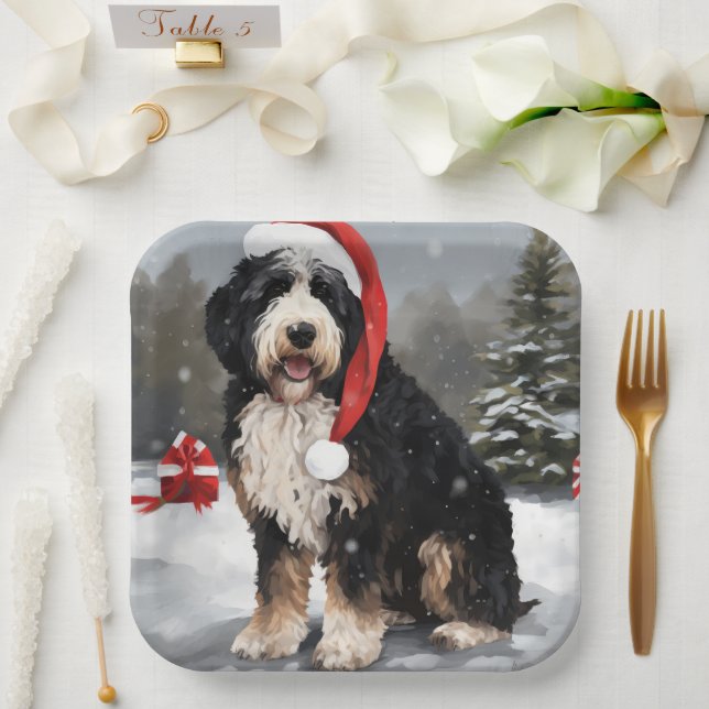 Bernedoodle Dog in Schnee Weihnachten Pappteller (Hochzeit)