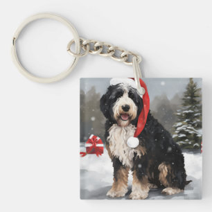Bernedoodle Dog in Schnee Weihnachten Schlüsselanhänger