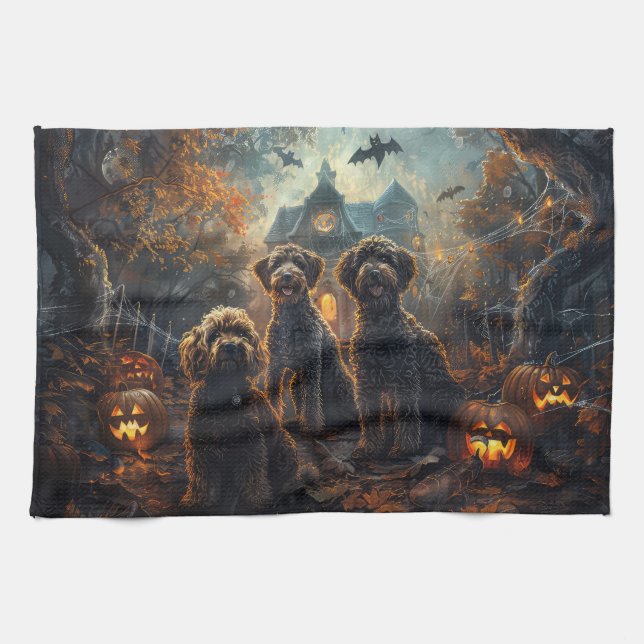 Bernedoodle Halloween Night Doggy Delight Geschirrtuch (Horizontal)