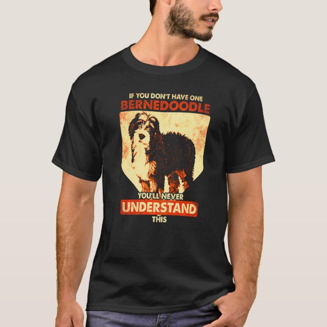 Bernedoodle Hund  Bernedoodle  4 T-Shirt (Vorderseite)