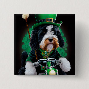 Bernedoodle Hund Fahrrad St. Patrick's Day Button