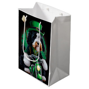 Bernedoodle Hund Fahrrad St. Patrick's Day Mittlere Geschenktüte