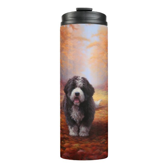 Bernedoodle im Herbst Leaves Fall Inspiriert Thermosbecher (Vorderseite)