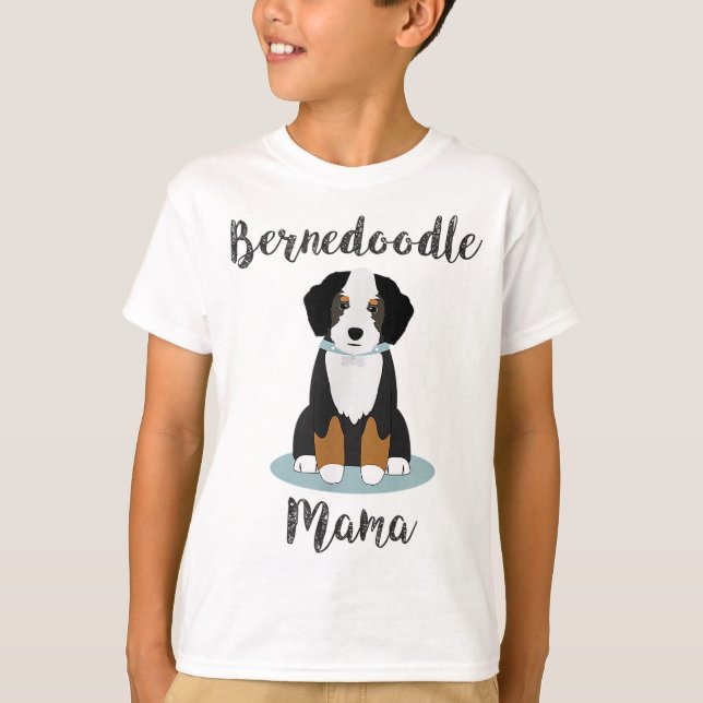 Bernedoodle Mama - Doodle Dog Lover T-Shirt (Vorderseite)