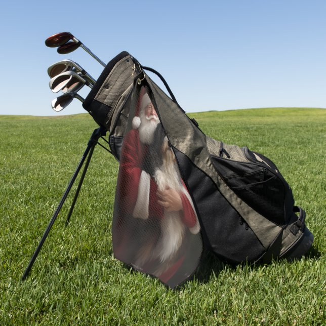 Bernedoodle mit dem Weihnachtsmann Weihnachten Golfhandtuch (Gras)