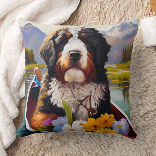 Bernedoodle on a Paddle: Ein Landschaftliches Aben Kissen (Decke)