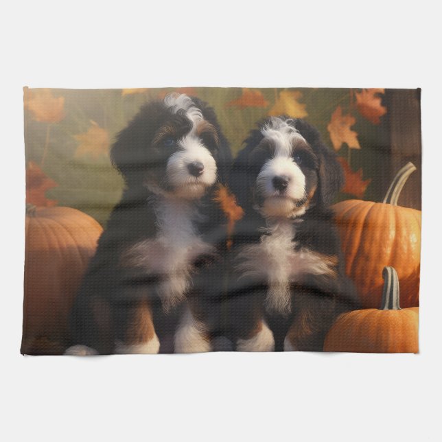 Bernedoodle Puppy Autumn Delight Pumpen Geschirrtuch (Horizontal)
