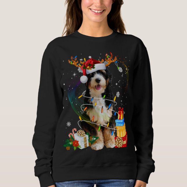 Bernedoodle Reindeer Christmas Lights Funny Dog Xm Sweatshirt (Vorderseite)