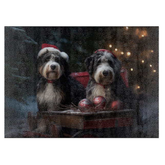 Bernedoodle Snowy Sleigh Weihnachtsdekor Schneidebrett (Vorderseite)