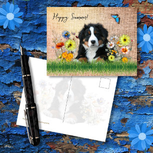 Berner Sennenhund in Wildblumen Benutzerdefiniert Postkarte