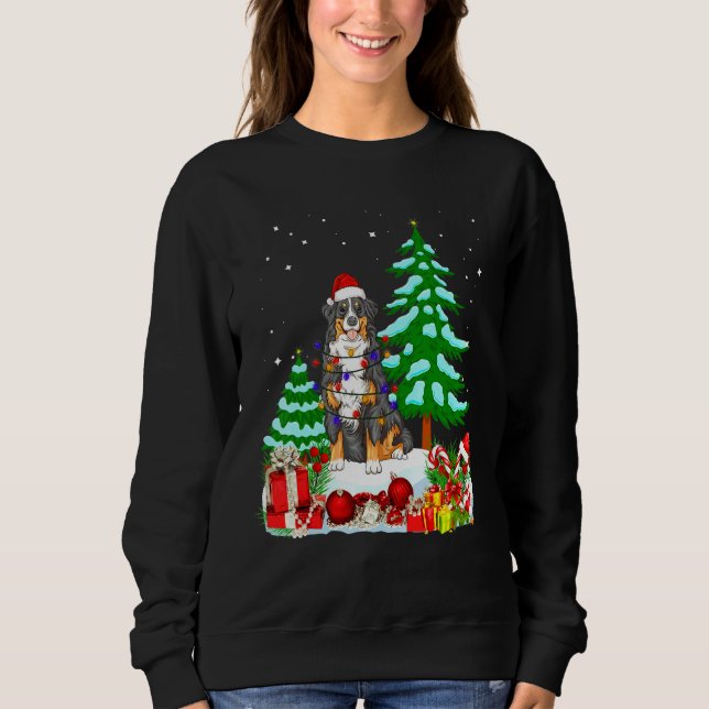 Berner Sennenhund mit Weihnachtsmütze Baum Li Sweatshirt (Vorderseite)